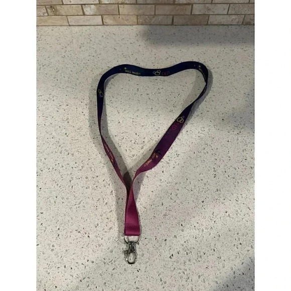 Disney need magic‎ dlp lanyard sc - Picture 3 of 3